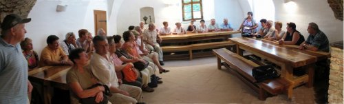 v grajski jedilnici